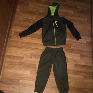 Toddler Nike track suit outfit